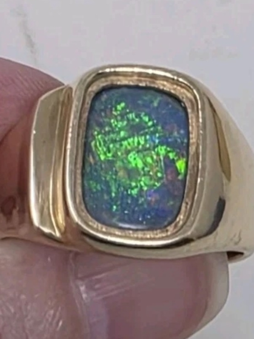 14K Gold Men's Ring SZ 12 with Blue-Green Opal Inlay